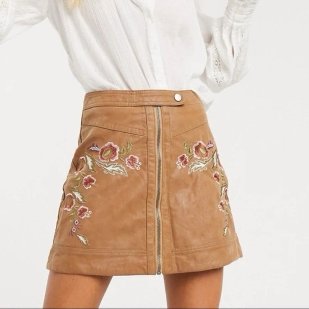 Free People Brown Faux Leather Embroidered Front Zipper Mini Skirt Size 4